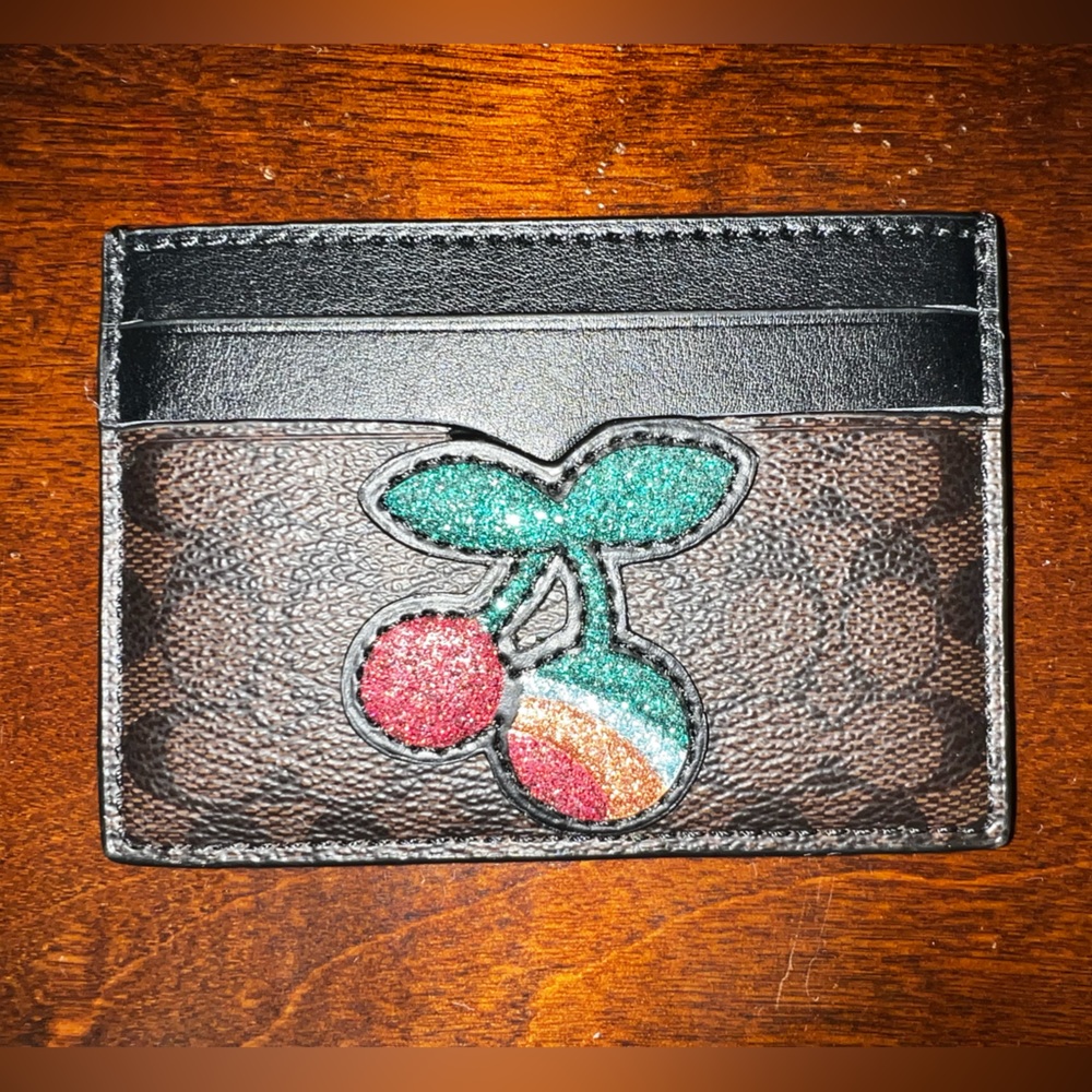 Coach ID holder